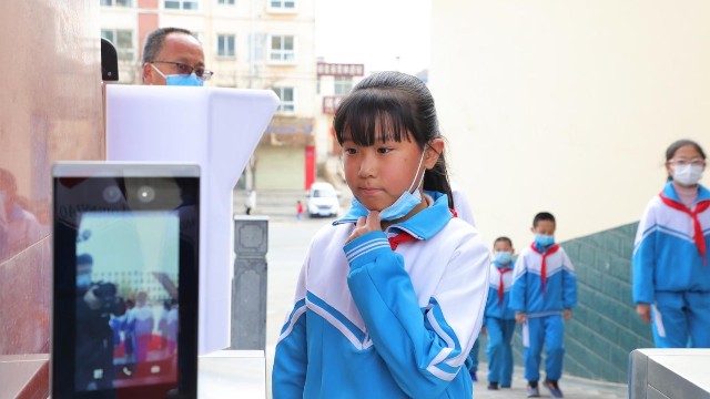 筑牢校園安全網(wǎng),文廟街小學(xué)引入智慧校園系統(tǒng)嚴(yán)格落實(shí)疫情防控措施